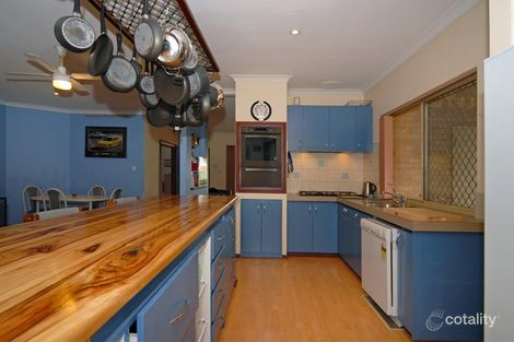 Property photo of 4 Leaf Place Seville Grove WA 6112