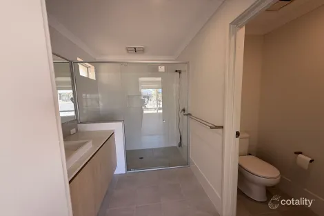 Property photo of 12 Siesta Way Madora Bay WA 6210