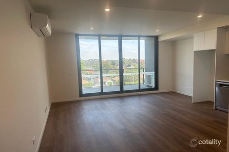 Property photo of 215/2 Bailey Crescent Oak Park VIC 3046
