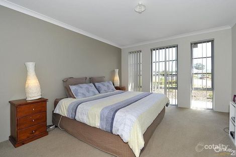 Property photo of 32 McCubbin Loop Dawesville WA 6211