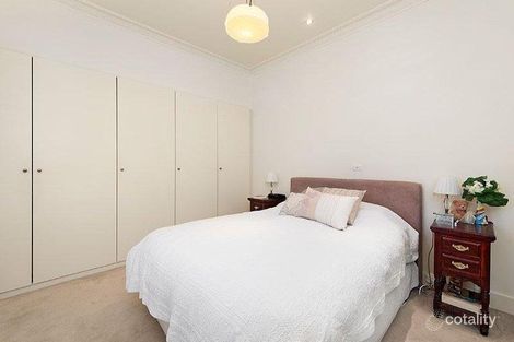 Property photo of 18 Amiens Street Hampton VIC 3188