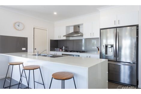 Property photo of 40 Shelduck Street Upper Coomera QLD 4209