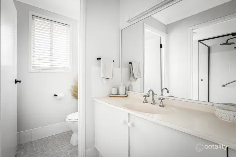 Property photo of 33 Monica Avenue Hassall Grove NSW 2761