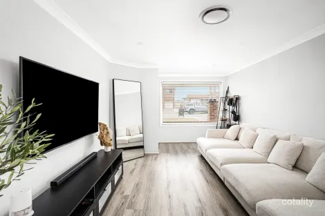 Property photo of 33 Monica Avenue Hassall Grove NSW 2761