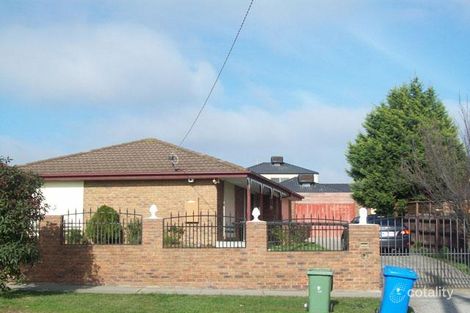 14 Cairns Rd, Hampton Park, VIC 3976