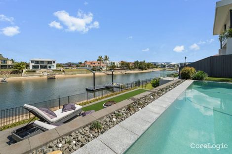 Property photo of 4 Lakeview Boulevard Mermaid Waters QLD 4218