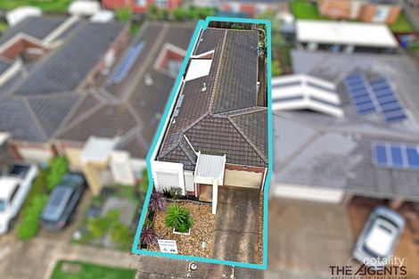 Property photo of 2/8 Lazor Street Truganina VIC 3029