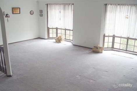 Property photo of 53 Figtree Crescent Glen Alpine NSW 2560