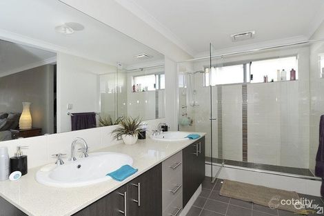Property photo of 32 McCubbin Loop Dawesville WA 6211