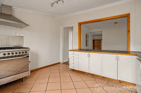 Property photo of 32 Henry Street Bathurst NSW 2795