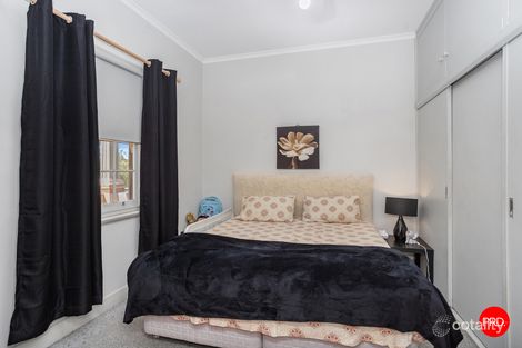 Property photo of 17 Wood Street Long Gully VIC 3550