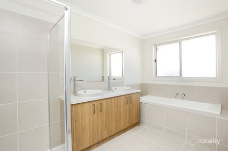 Property photo of 40 Campaspe Way Point Cook VIC 3030