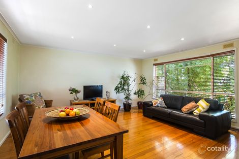 Property photo of 32 Brentwood Drive Avondale Heights VIC 3034