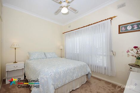 5 Burton Ave, Chester Hill, NSW 2162
