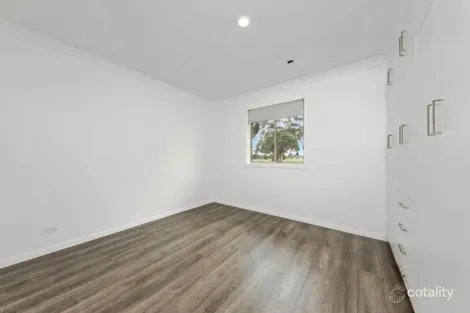 Property photo of 1/12 Silver Street Werribee VIC 3030