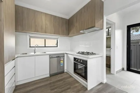 Property photo of 1/12 Silver Street Werribee VIC 3030