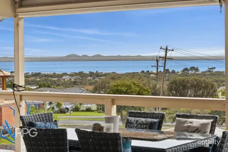 Property photo of 13 Denver Drive Portarlington VIC 3223