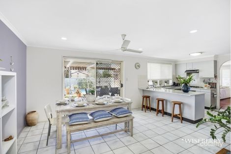 Property photo of 4 Telopea Close Lake Haven NSW 2263