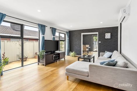 Property photo of 25 Hook Street Altona Meadows VIC 3028