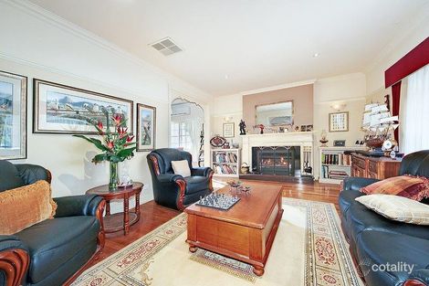 Property photo of 33 Smith Avenue Croydon VIC 3136