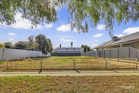 99 Edwardes St, Deniliquin, NSW 2710