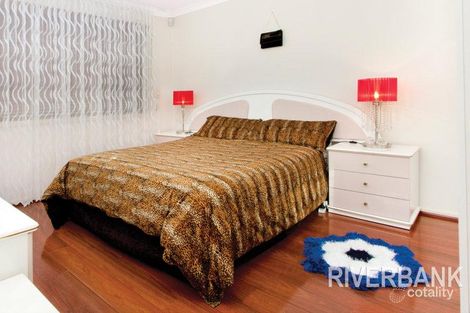 Property photo of 5 Hastings Crescent Greystanes NSW 2145