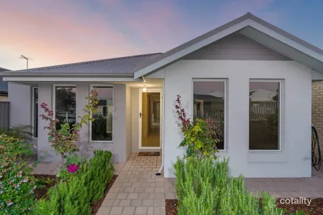 9 Navajo Way, Eglinton, WA 6034