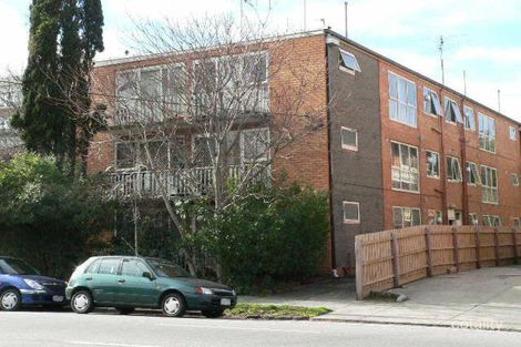 Property photo of 11/54 Barkly Street St Kilda VIC 3182