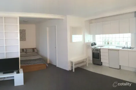 13/303 Cambridge St, Wembley, WA 6014