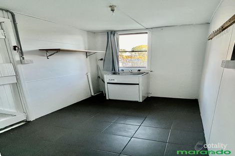 Property photo of 24 Rossiter Street Smithfield NSW 2164