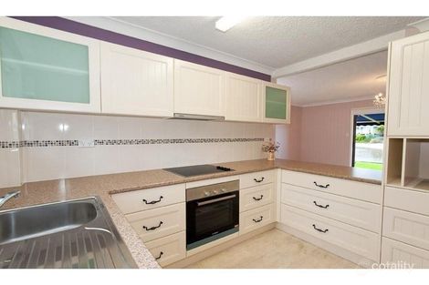 Property photo of 4/14-16 Akeringa Place Mooloolaba QLD 4557