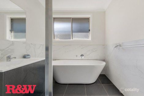 Property photo of 20 Dogwood Crescent Denham Court NSW 2565