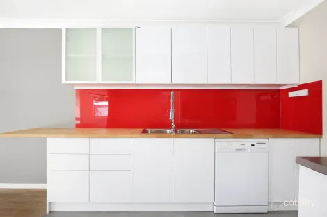 2/51 O'Donnell Dr, Figtree, NSW 2525