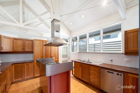 Property photo of 27 Raglan Street St Lucia QLD 4067