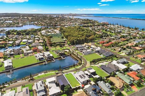 27 Marina View Dr, Pelican Waters, QLD 4551