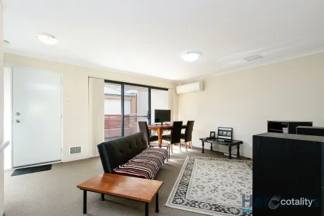Property photo of 4/17 Sinclair Street Armadale WA 6112