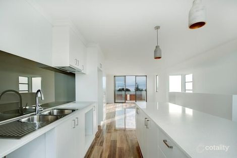 Property photo of 4/58 Nepean Highway Seaford VIC 3198