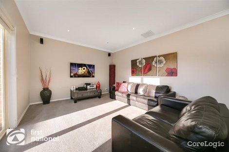 Property photo of 5 Siandra Place Berwick VIC 3806