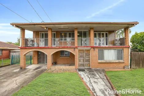 3 Woody Ave, Kingston, QLD 4114