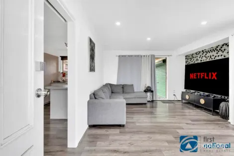 Property photo of 23 Newlyn Drive Craigieburn VIC 3064