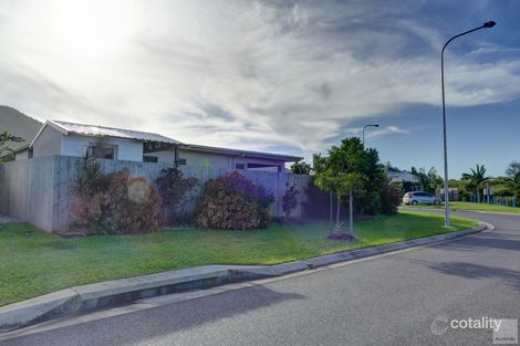 Property photo of 20 Arrowsmith Close Smithfield QLD 4878