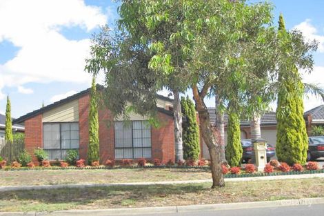 Property photo of 20 Bond Drive Taylors Lakes VIC 3038