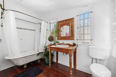 Property photo of 97 Pearson Street Kangaroo Point QLD 4169