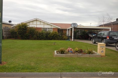 8 Lake View Dr, Safety Beach, VIC 3936