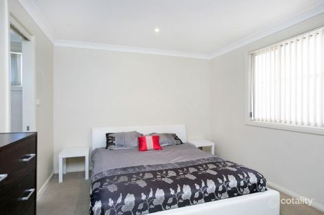Property photo of 2/12 Hurry Crescent Warrawong NSW 2502