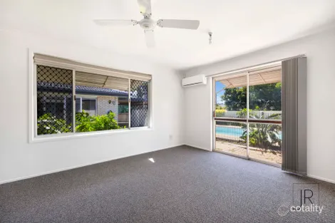 Property photo of 42 Kalimna Drive Broadbeach Waters QLD 4218