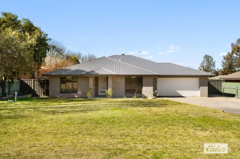 Property photo of 62 Albert Road Chiltern VIC 3683