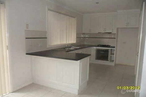Property photo of 13 Joseph Drive Hillside VIC 3037