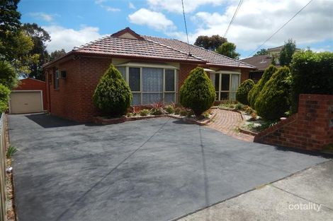 Property photo of 7 Hunter Street Glen Waverley VIC 3150