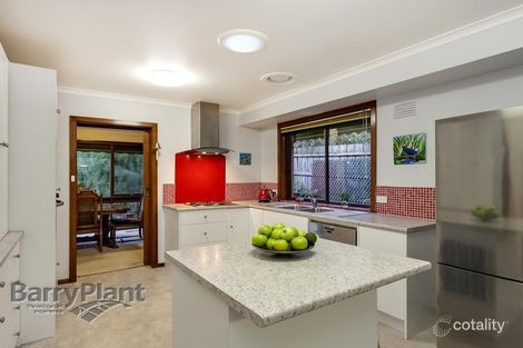 Property photo of 45 Hendra Grove Ringwood VIC 3134